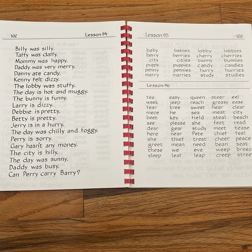 Alpha-Phonics Book with CD-Systematic Way of teaching Reading! - Picture 4 of 7